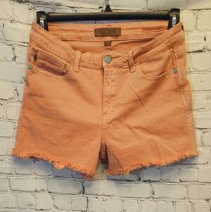 Judy Blue Peach Frayed Hem Jean Shorts